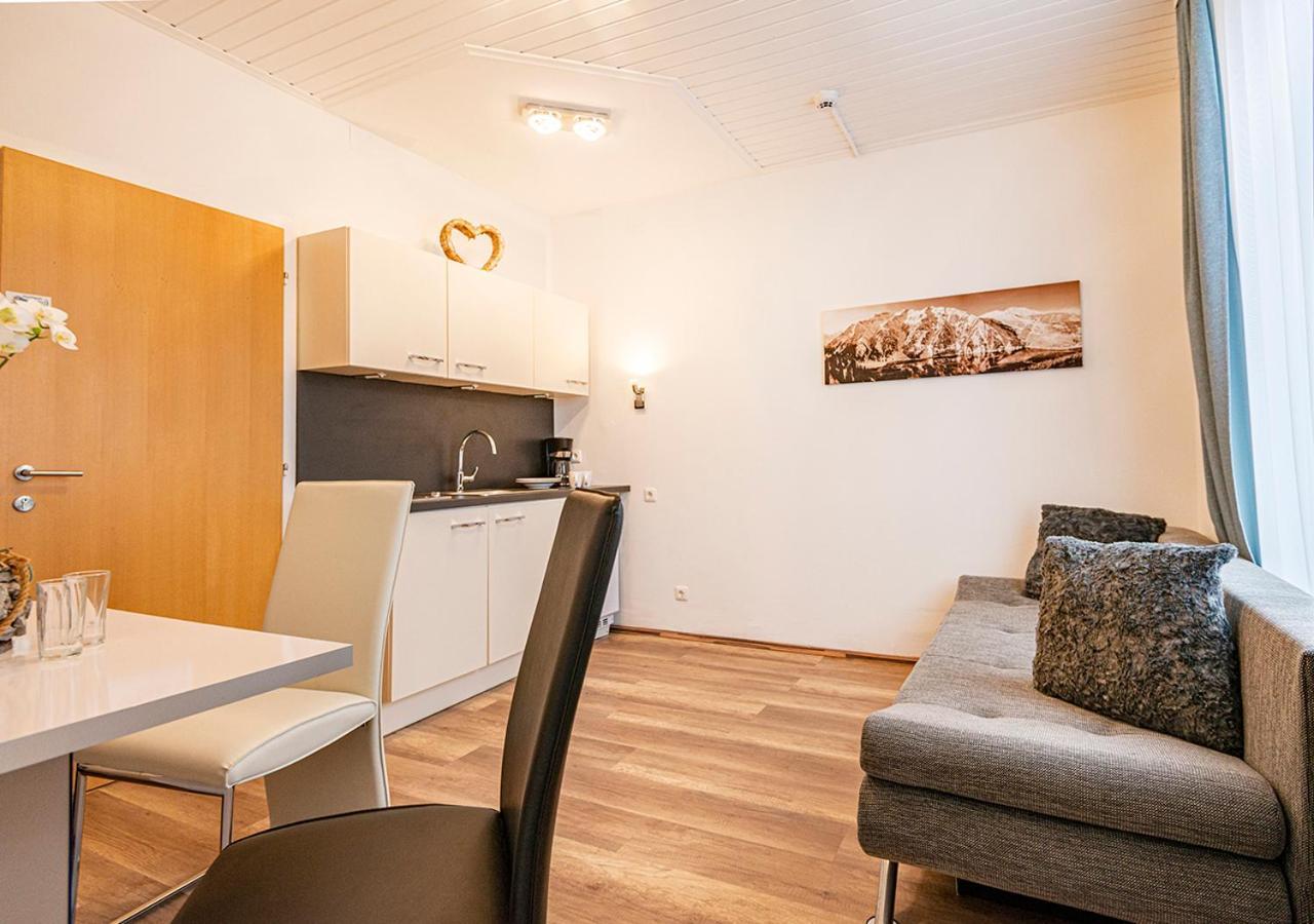 Hotel Bristol Bad Gastein Bagian luar foto